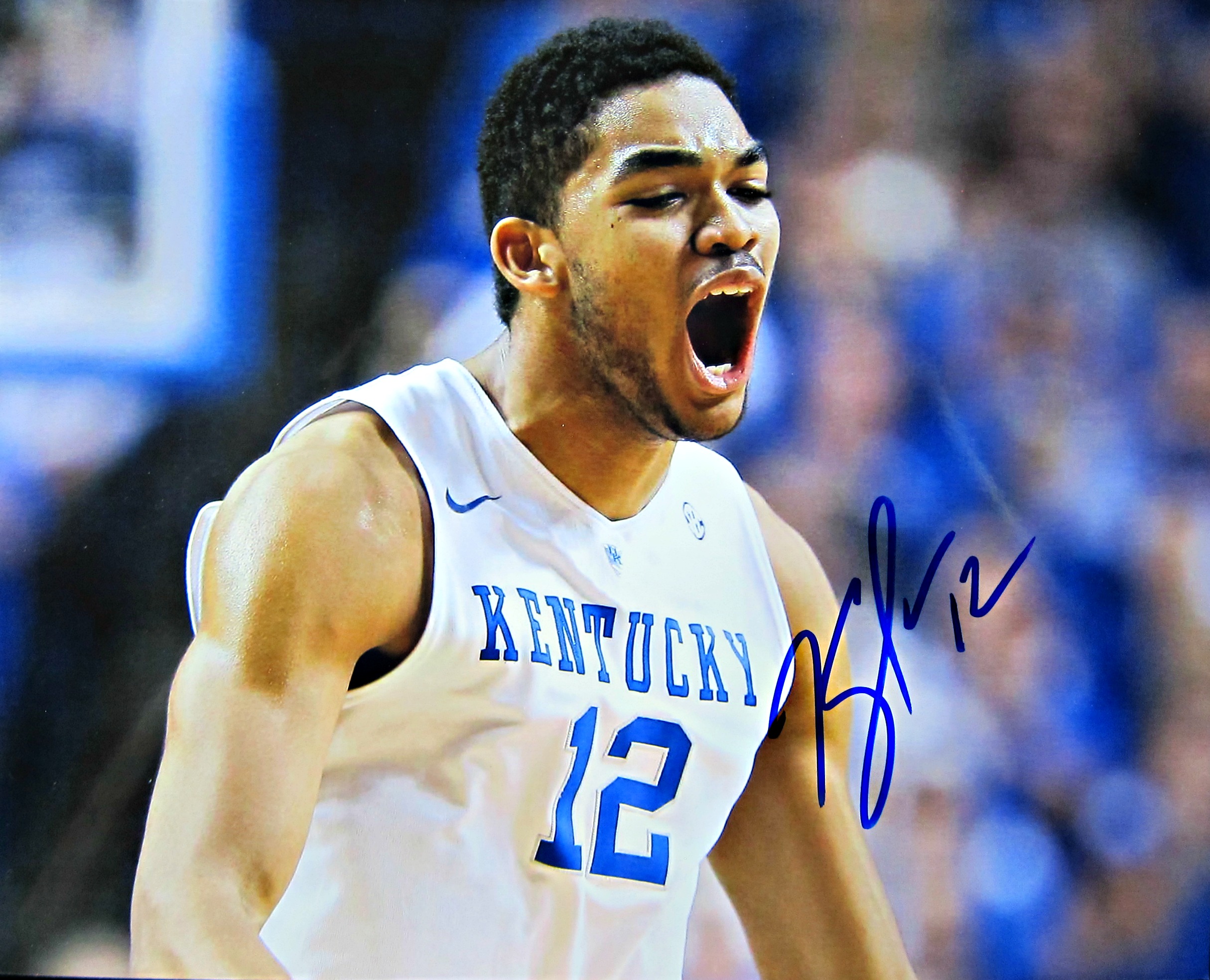 Karl Anthony Towns Autographed Photo Memorabilia Center