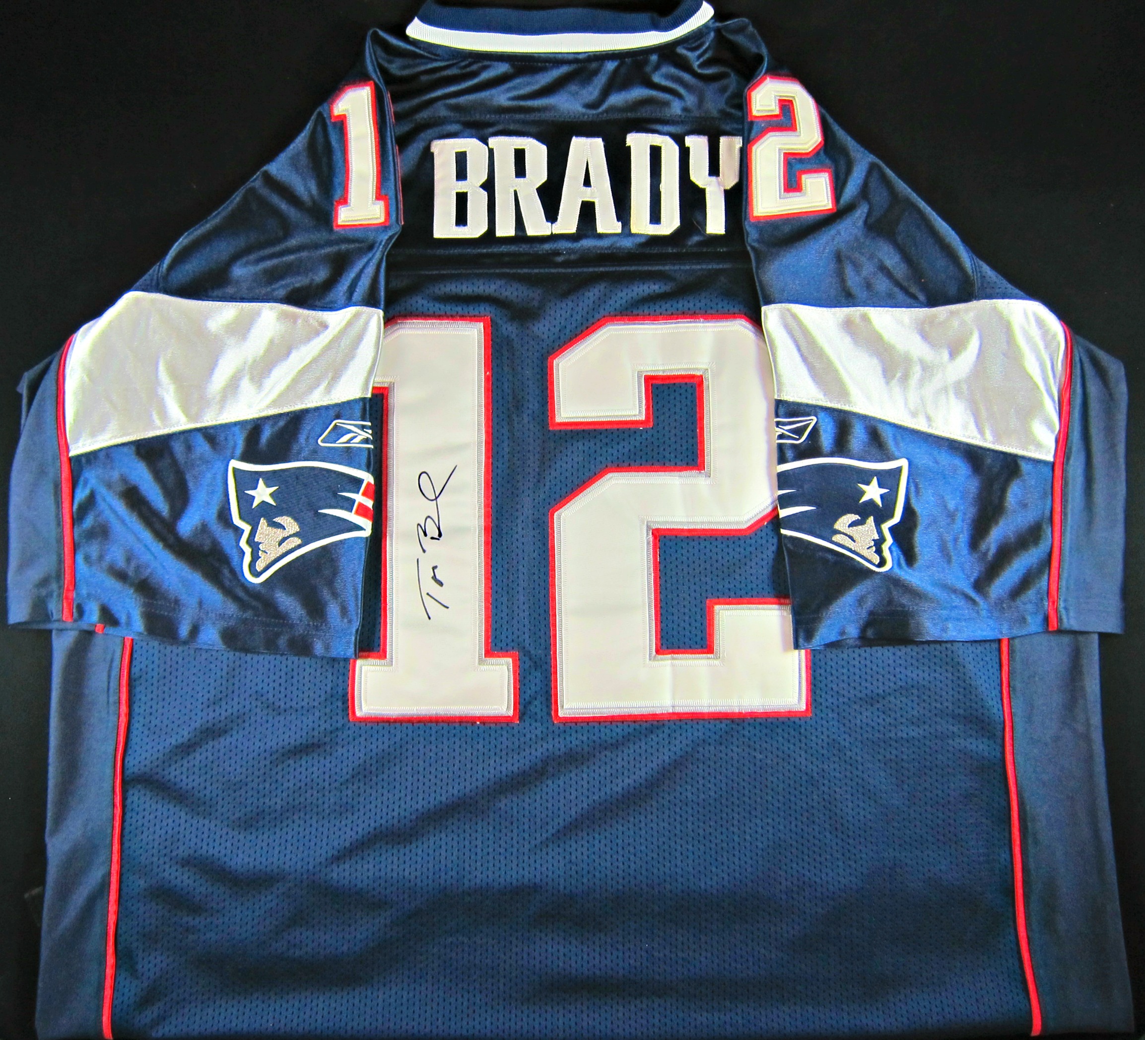 tombradysignedjersey Memorabilia Center